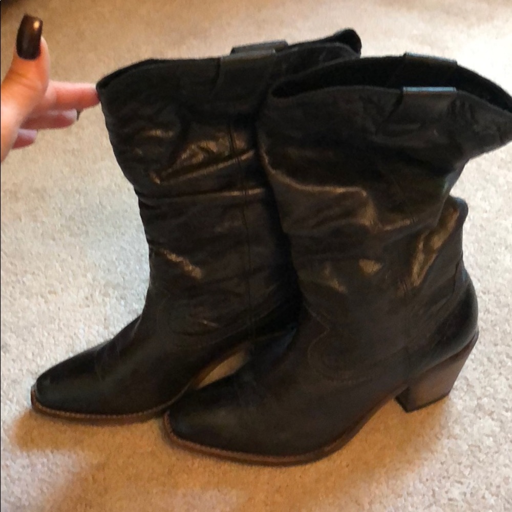 Cowboy boots - Picture 3 of 4